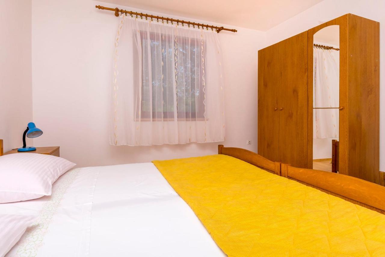 Apartments Cvitkovic 罗戈兹尼察 外观 照片
