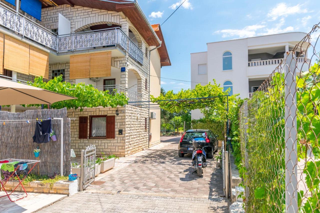 Apartments Cvitkovic 罗戈兹尼察 外观 照片